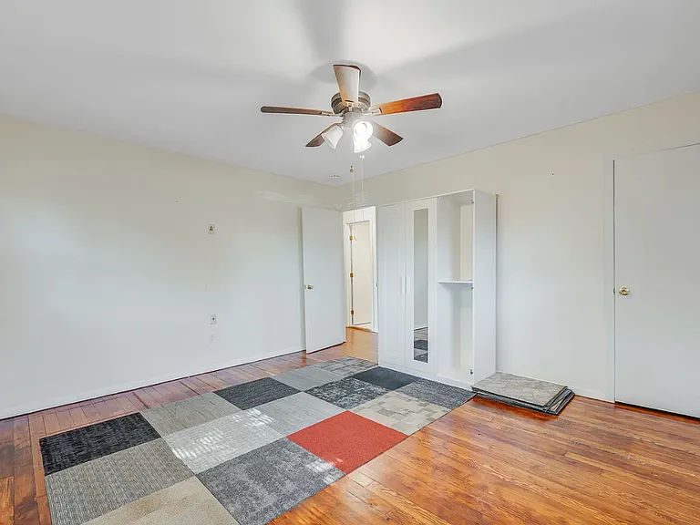 61 Kellum St #1 — Photo 7