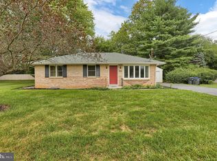 11 Cardinal Dr, Carlisle, PA 17015