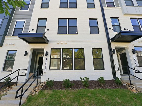 3rd image of 10563 Pleasant Branch Dr Unit 101