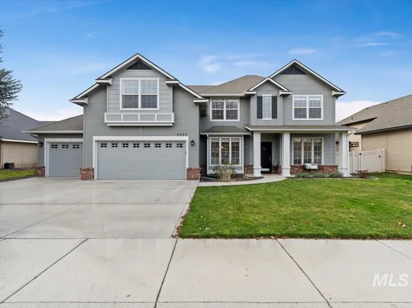 2227 W Trestle Dr, Meridian, ID 83642