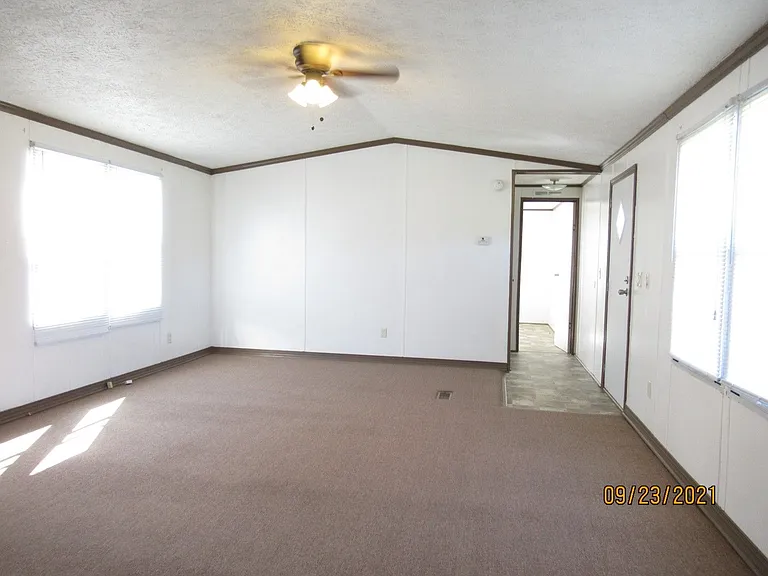 3185 Homestead Rd — Photo 14