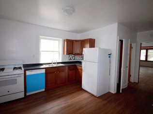 2204 W Roscoe St #2, Chicago, IL 60618