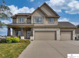 10613 S 191st St, Omaha, NE 68136
