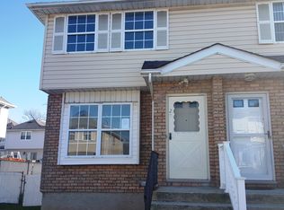 29 Deborah Loop, Staten Island, NY 10312