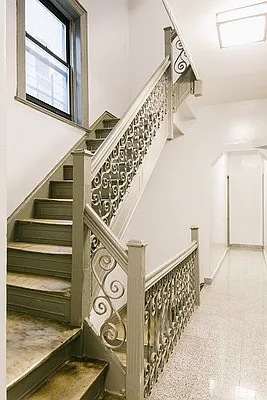 Rented by Sky Management | media 23