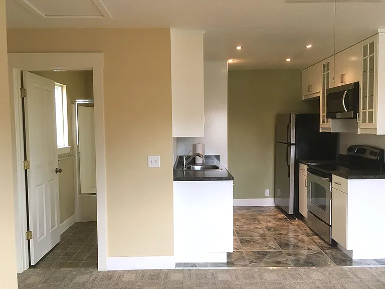 1712 Lawler St #B — Photo 13