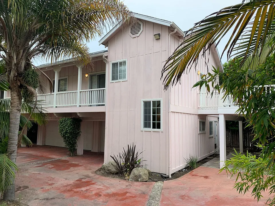 6564 Del Playa Dr