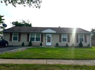 20 Joyce Dr, Piscataway, NJ 08854