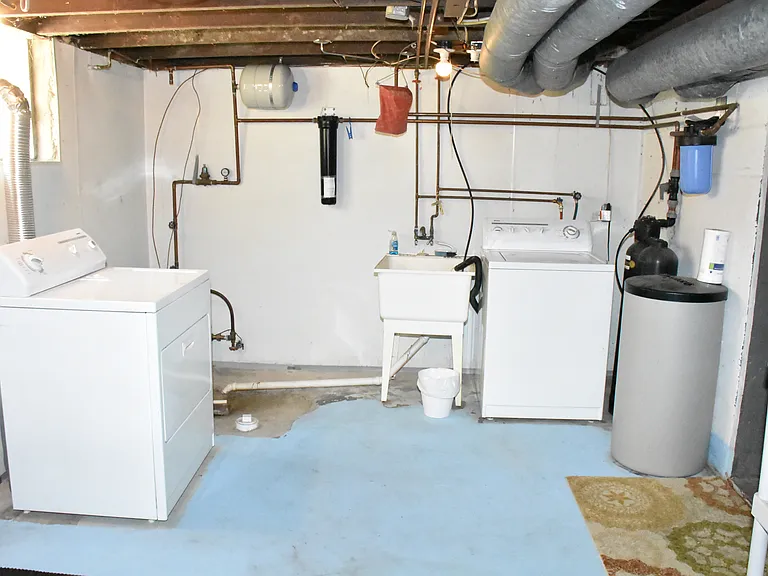 618 Walnut St — Photo 38