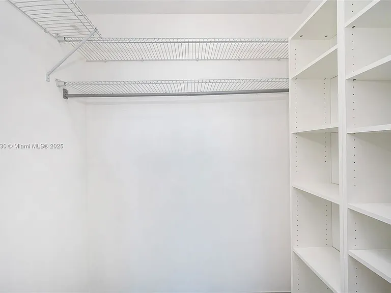 68 SE 6th St #1510 — Photo 20