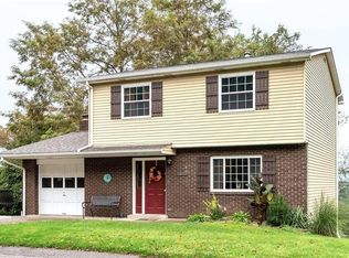 2412 Woodbine Rd, Aliquippa, PA 15001