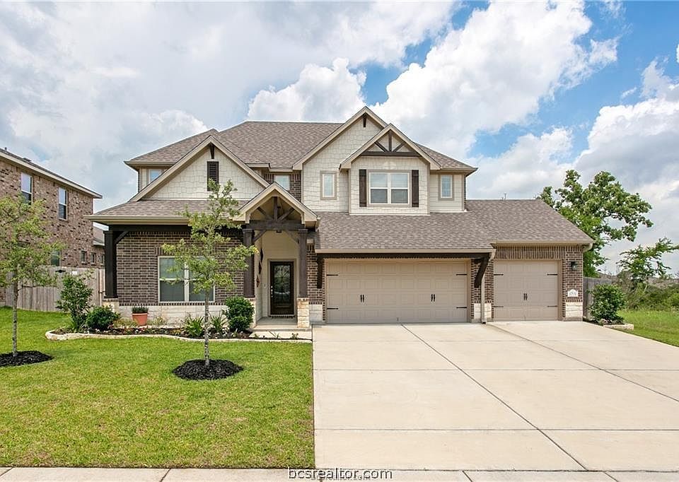 1st image of 2702 Wardford Way