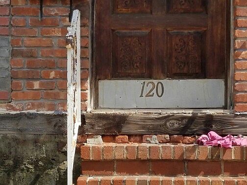 4th image of 120 Elliott Ave