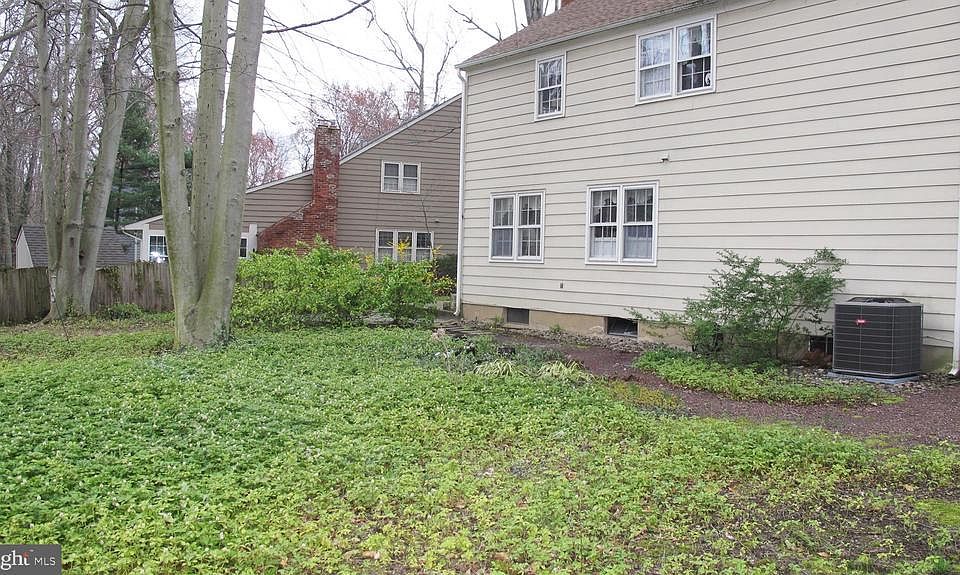 2nd image of 160 Westover Dr