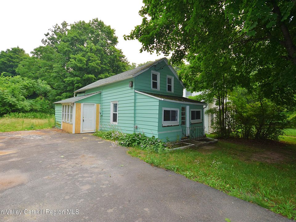 1st image of 51 Pine Avenue
