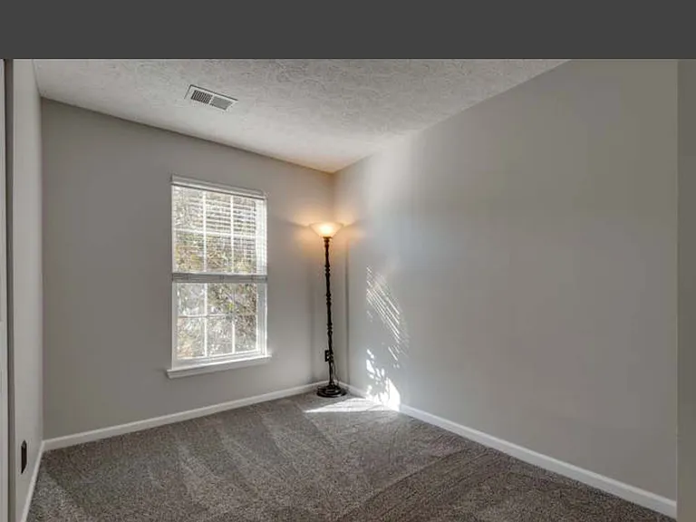 7821 Heaton Way — Photo 14