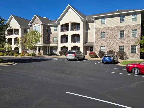 15570 Linnet St NW #2205, Andover, MN 55304