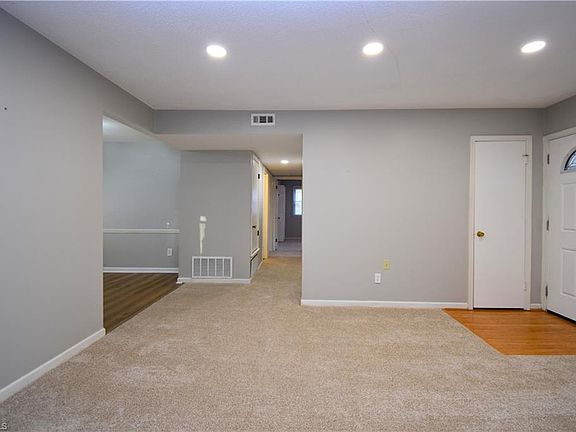 4th image of 5107 Bayberry Ln