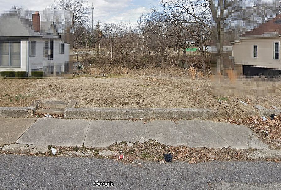 2nd image of 550 Alston Ave