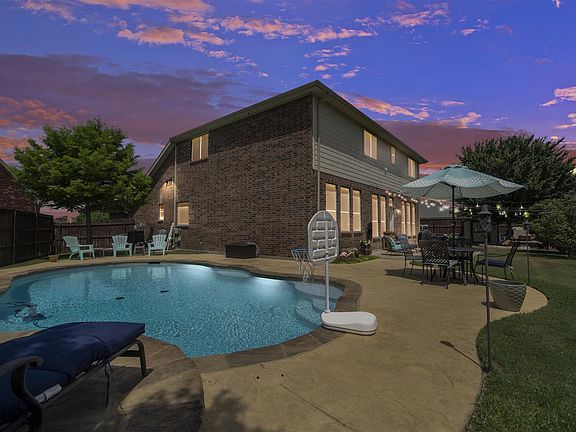 2nd image of 2808 Ivy Glen Ct