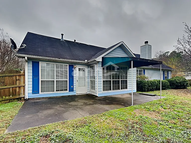 675 Lendl Ln — Photo 23