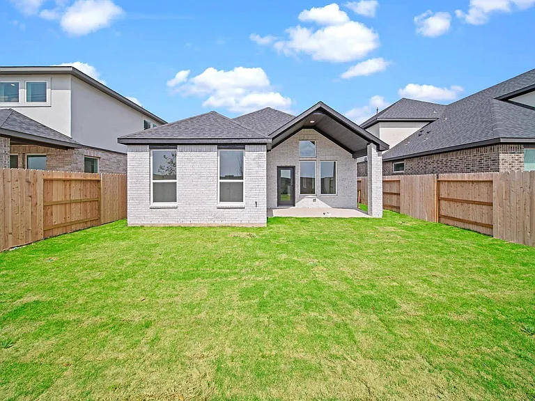 21643 Lampeter River Ln — Photo 32
