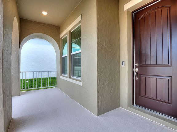 4th image of 10013 Austrina Oak Loop