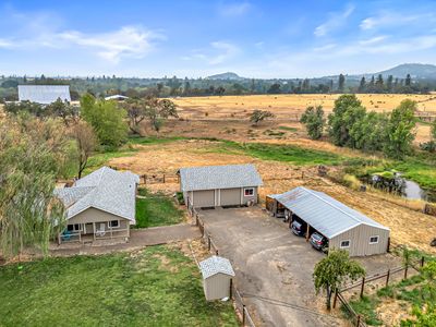 14145 Agate Rd, Eagle Pt, OR, 97524