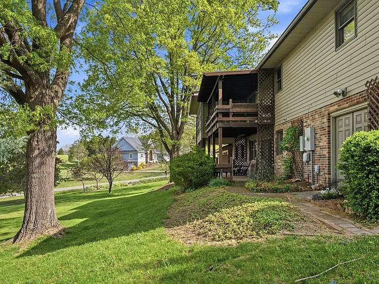 1721 Plank Dr — Photo 62