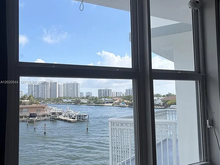 1913 S Ocean Dr #427 — Photo 19