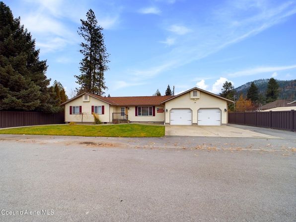 505 S 1st St, Pinehurst, ID 83850