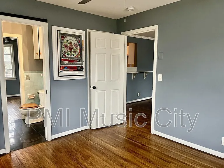 1208B Kirkwood Ave — Photo 7