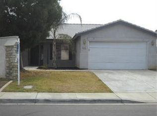 9701 Manhattan Dr, Bakersfield, CA