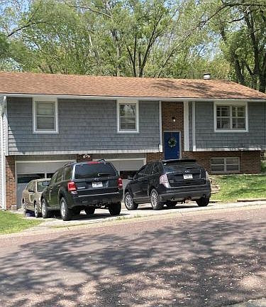 2nd image of 7201 N Moberly Dr