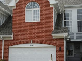 1743 W Ethans Glen Dr, Palatine, IL