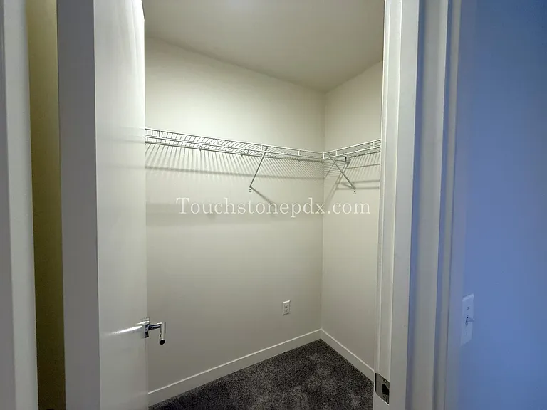 424 NE Jessup St #11 — Photo 30
