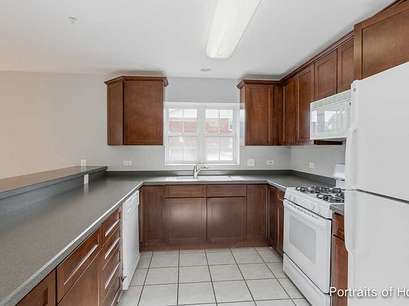 2nd image of 245 W Johnson St Unit 103