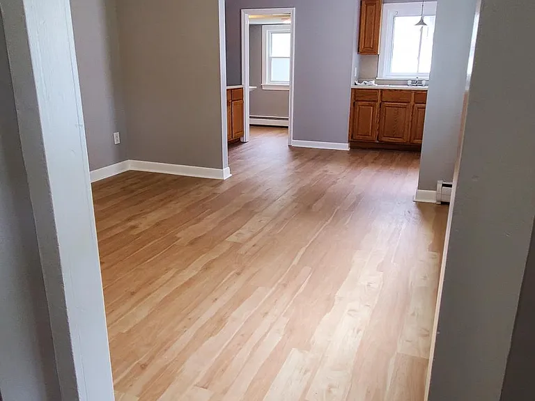 31 Thompson St #31 — Photo 5