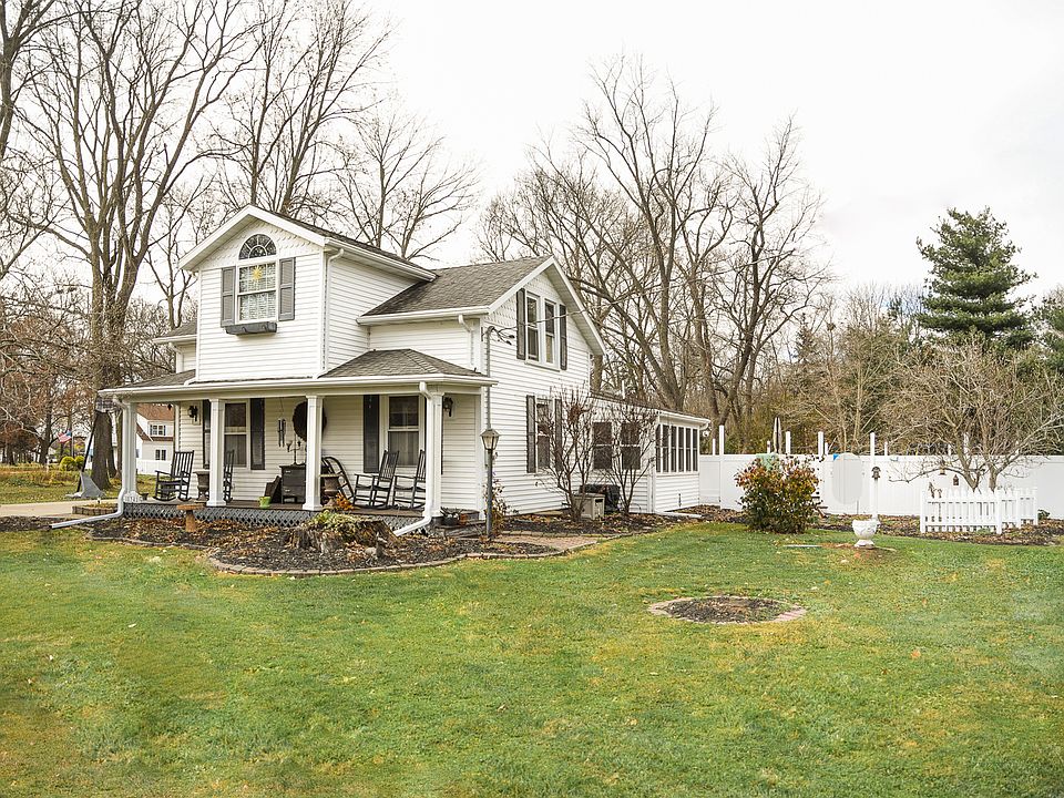 8342 S Main St, Dixon, IL 61021 Zillow