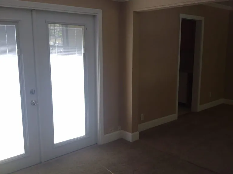 1249 Woodruff Ave — Photo 14