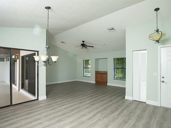 4th image of 6221 S Mirror Lake Dr
