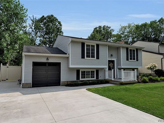 3rd image of 56 Greengage Cir