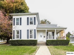 558 3rd St, Lincoln, IL 62656