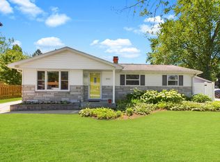 2521 Shade Tree Ln, Green Bay, WI 54313