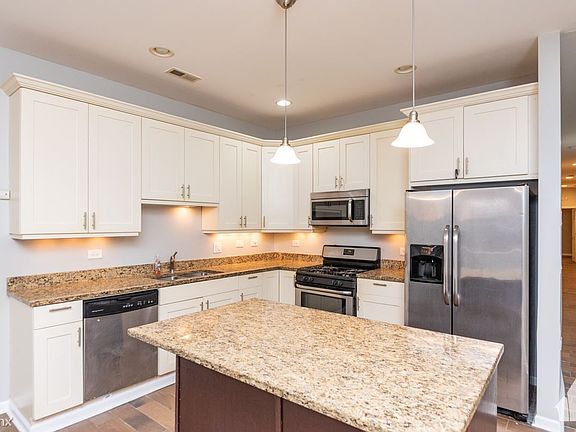 1671730008-2022_12_20_3120_W_Touhy_Unit_G_5