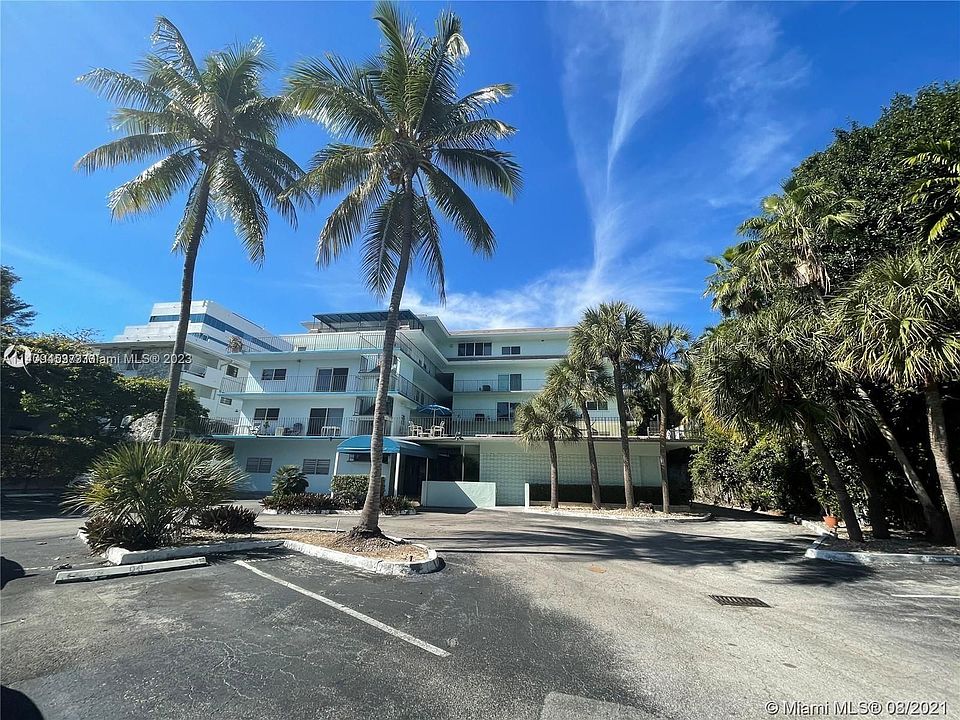 1st image of 2539 S Bayshore Dr #318AR