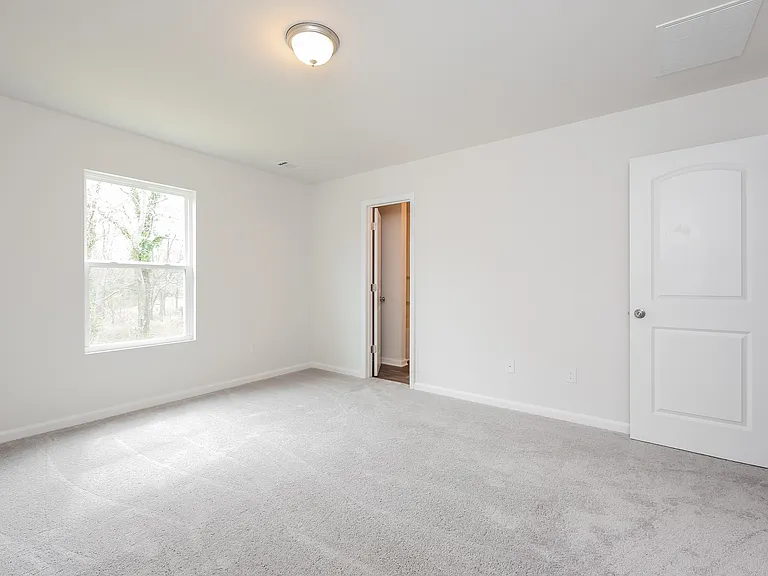 123 Colonial Walk — Photo 9