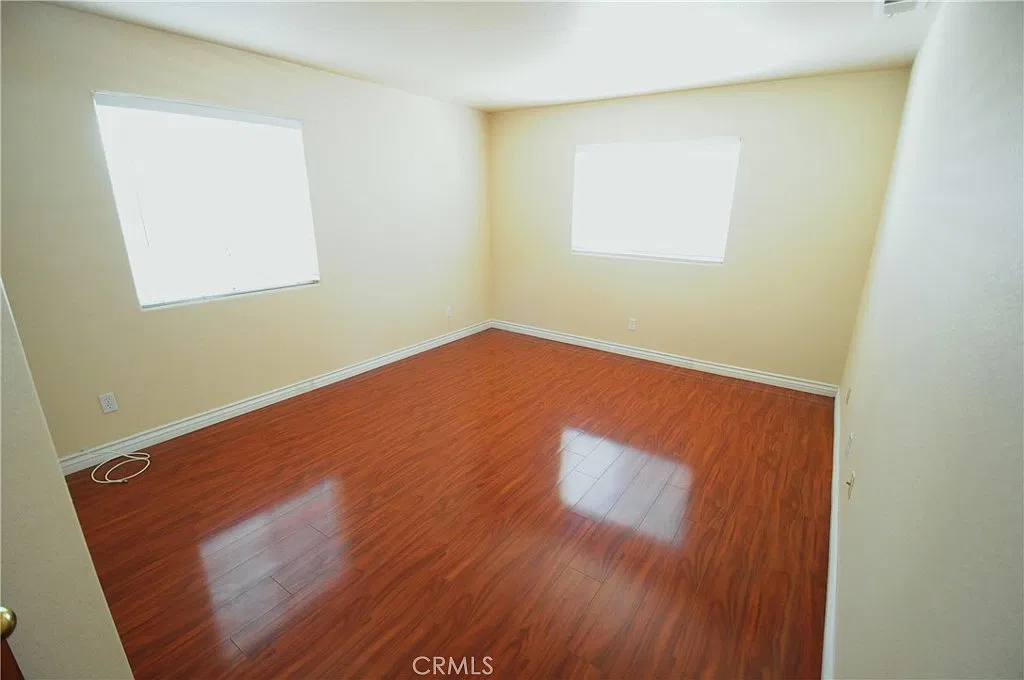 3 bed, 2.5 bath, 1477 sqft, $3,600 — Photo 4