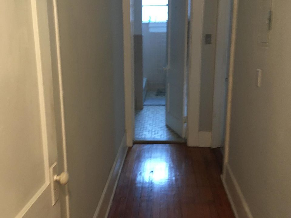 1st image of 260 Park Ave Ste 2