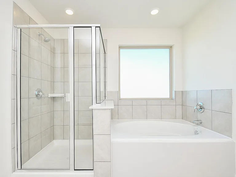 8138 Leisure Point Dr — Photo 32